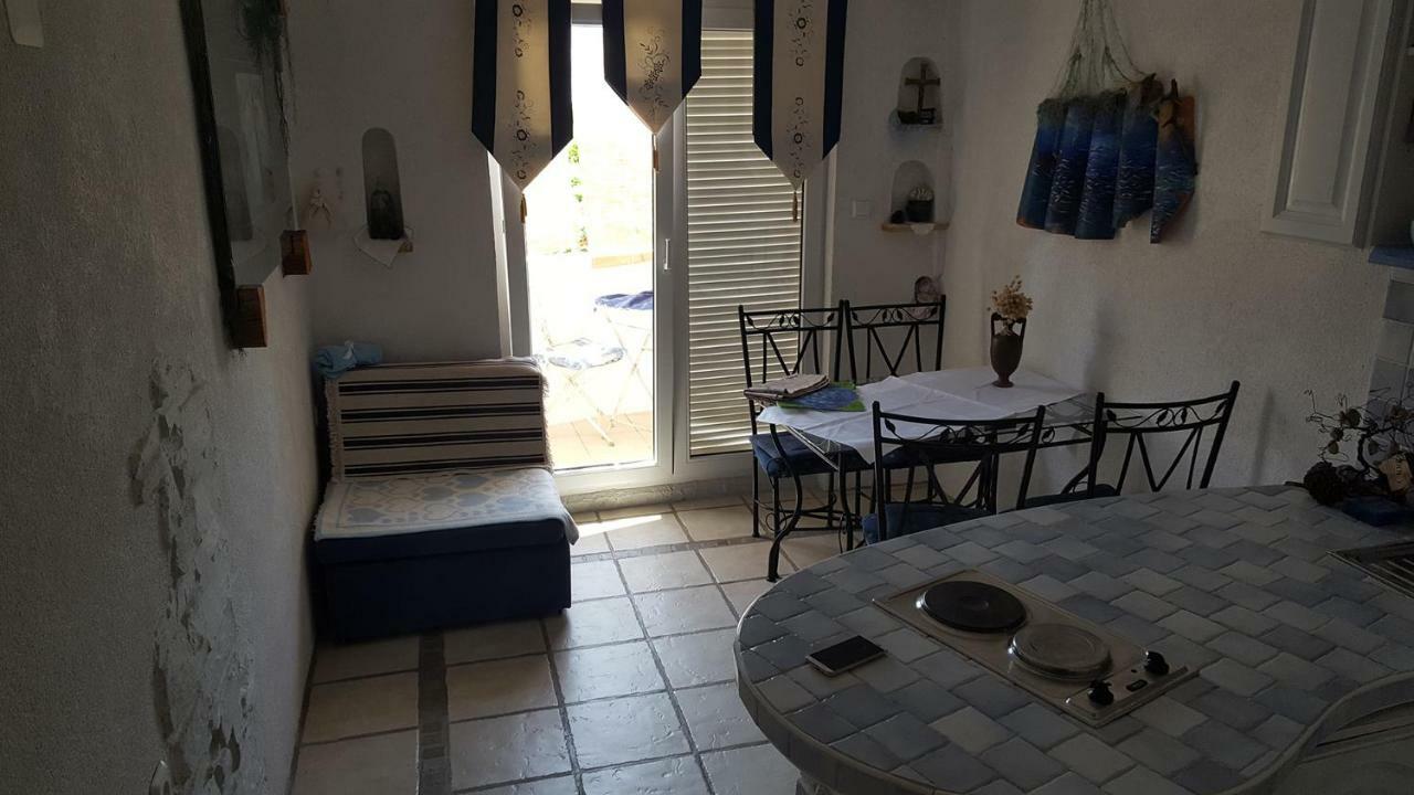 Apartments Lopar Story المظهر الخارجي الصورة